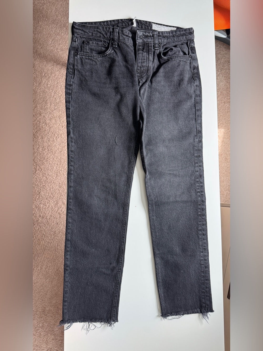 Women’s low rise Black Raw Hem ankle  Jeans